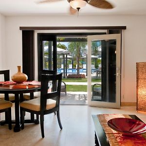 One-Bedroom Garden View Condo